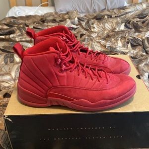 Jordan 12 gym red(negotiable to a certain extent)
